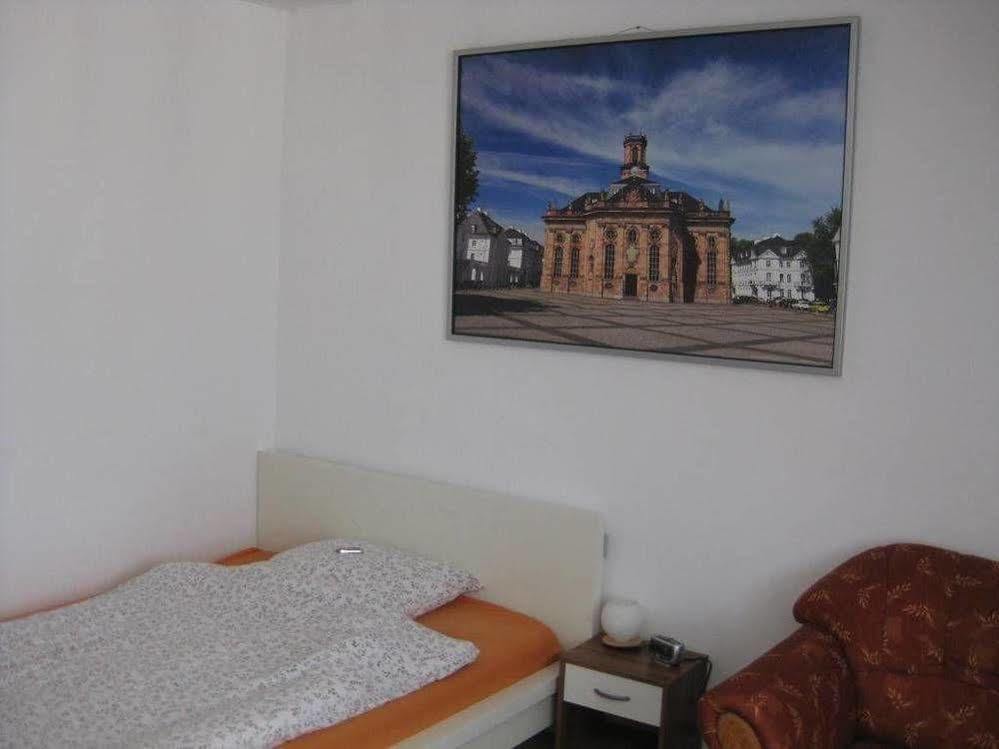 סארברוקן Nauwieser Apartments מראה חיצוני תמונה